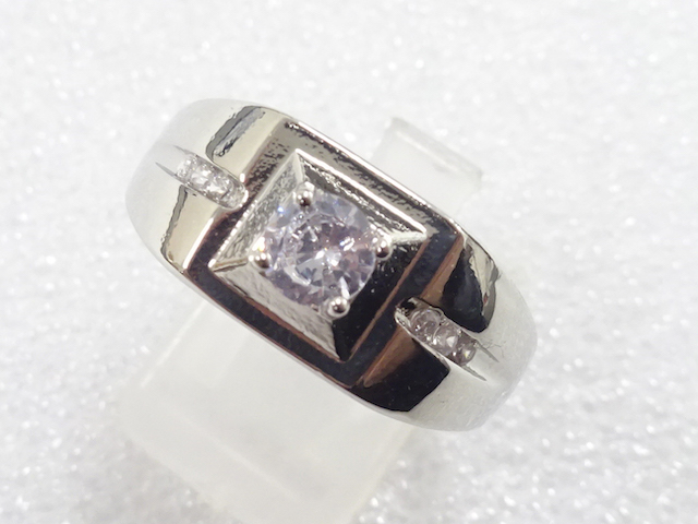 JAPANESE KIMONO / ANTIQUE CRYSTAL RING (SIZE 23)